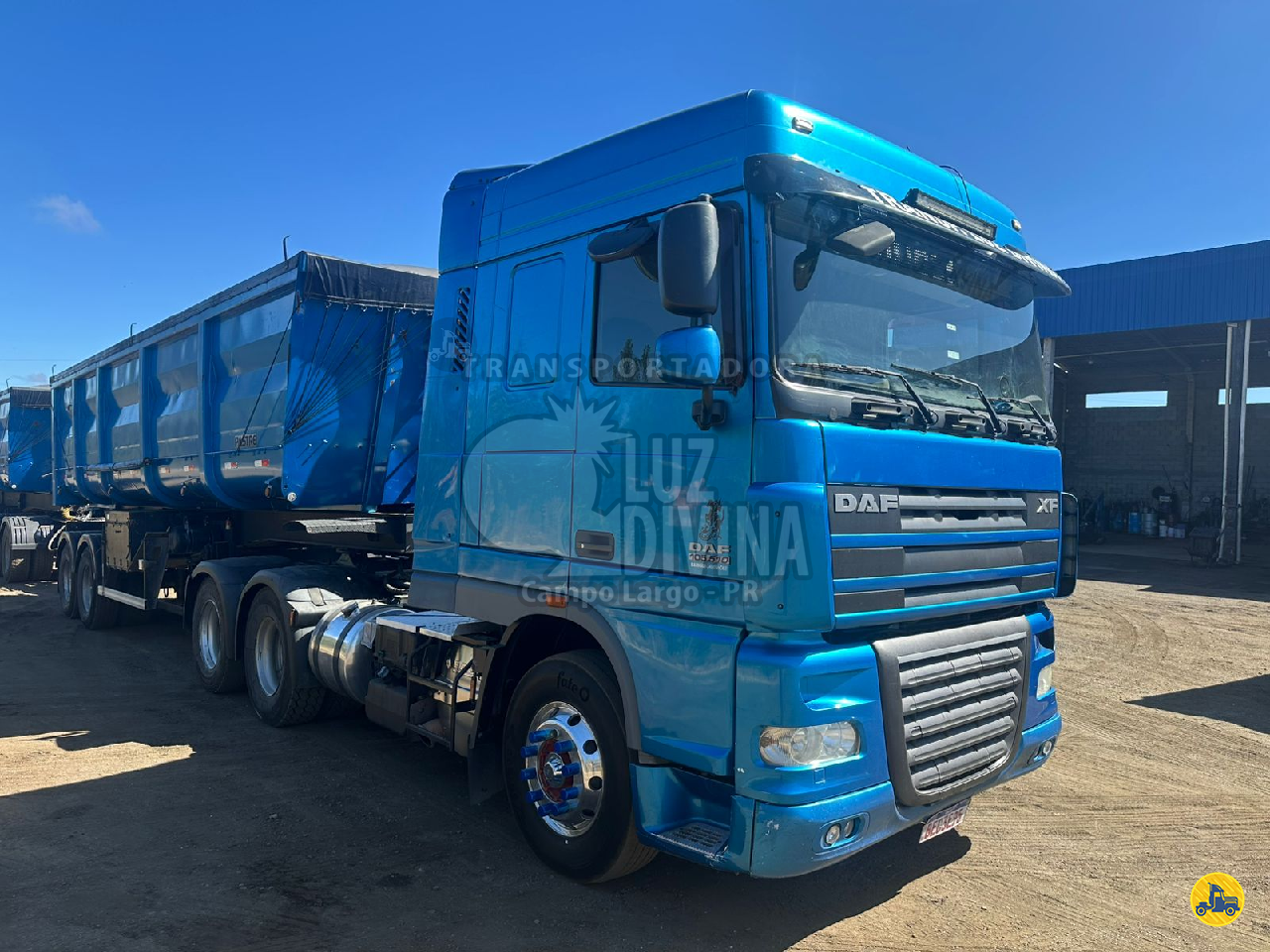CAMINHAO DAF DAF XF105 510 Cavalo Mecânico Cavalo 6x4 Transportadora Luz Divina  CAMPO LARGO PARANÁ PR